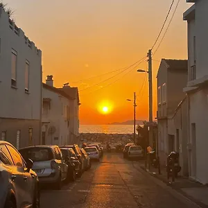 Authentique T3 Calme Entre Et Calanques Appartement